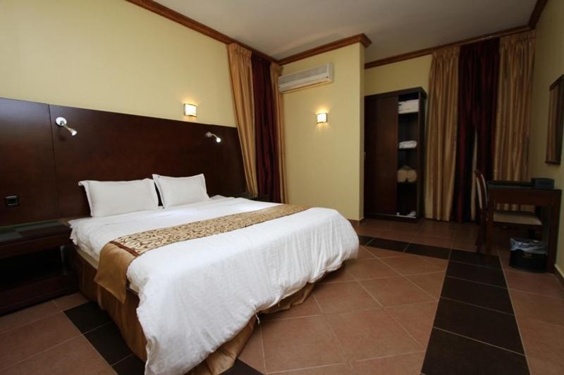 Raoum Inn Arar Ruang foto