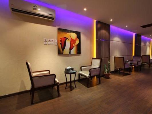 Raoum Inn Arar Bagian luar foto